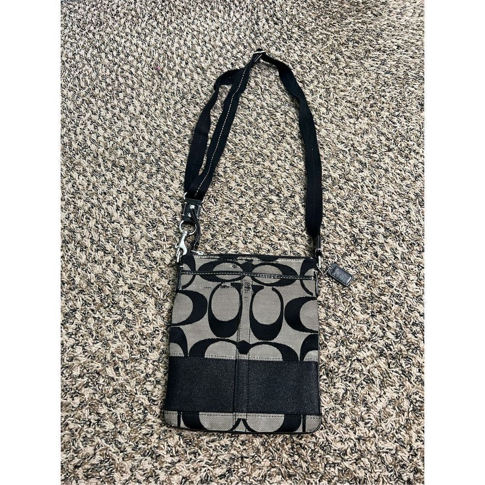 Coach black and white canvas crossbody bag women’s